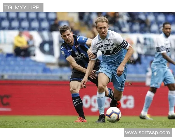 拉齐奥与亚特兰大激战正酣谁将成为意甲新王者